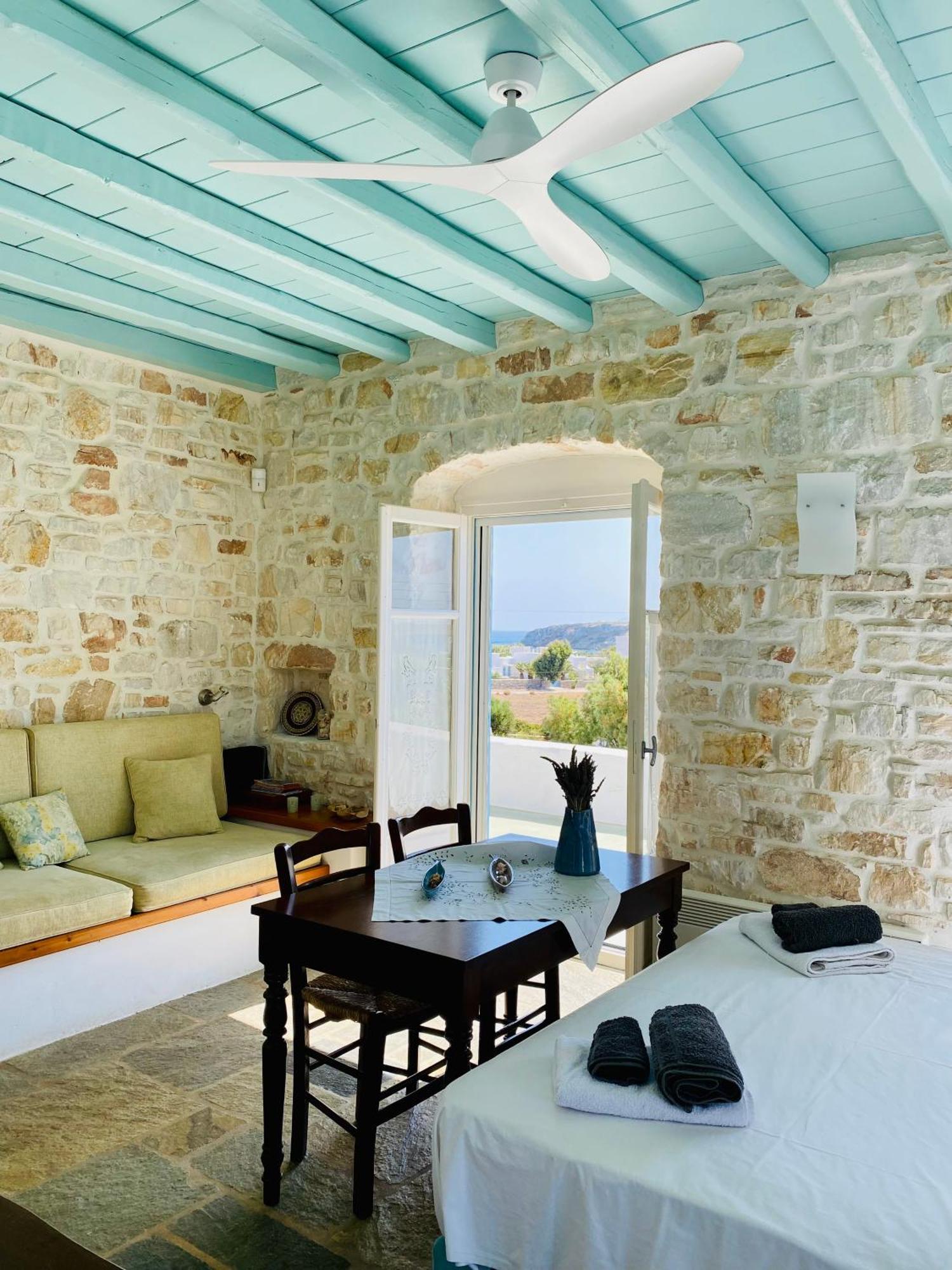 Santa Maria Traditional Stone Studio エクステリア 写真